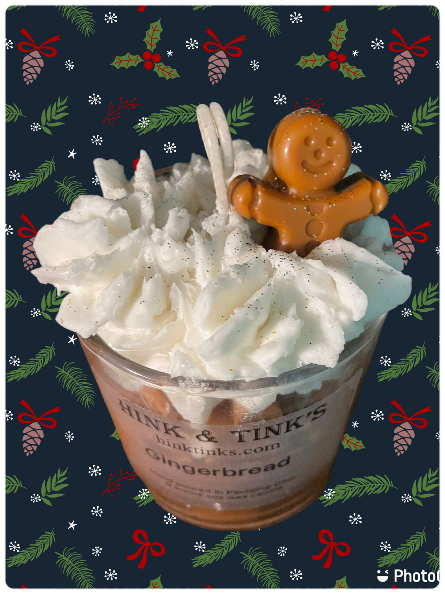 10.5 ounce Gingerbread soy wax candle