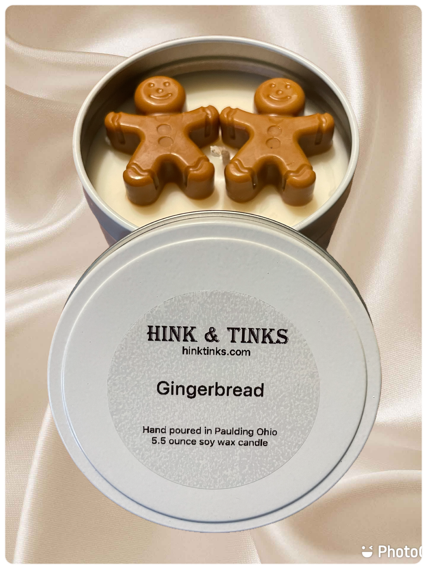 5.5 ounce Gingerbread Small Tin soy wax candle